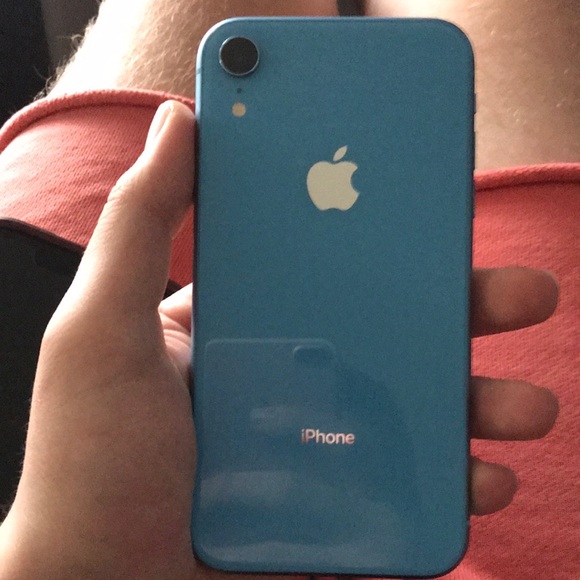 IPHONE XR 64GB Blue - Picture 2 of 3